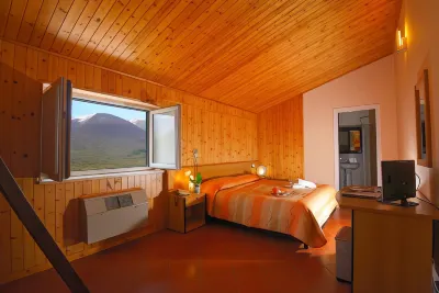 Hotel Holidays