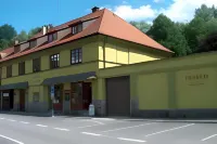Pension Amadeus & Apartments Hotels in Vetrni