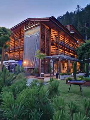 Smart Hotel Saslong Hotels near Biblioteca Tresl Gruber