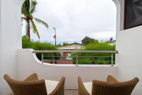 BAY VIEW HOUSE - GALAPAGOS APARTMENTS