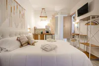 Dimora Giulia Luxury Suite and Room Hotels in Castellana Grotte
