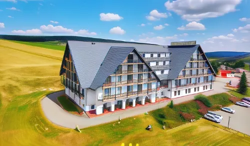 Alpina Lodge Hotel Oberwiesenthal - Mountain view