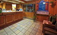Nampa Inn & Suites Hotels in Nampa