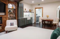 The Chandler Hotel Hotels in Карролтон