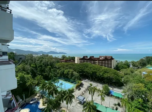 Executives Pantai Seaview Batu Ferringhi 2704 - 2 Bedrooms