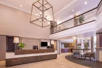 StayEasy Century City - 3-Star