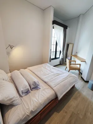 Beautiful House in City Centre Hotel dekat Pawon Cemara