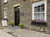 Evangelisa Hotels in Tregaron