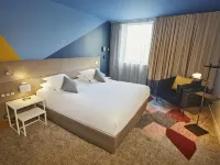 Radisson Hotel Bordeaux Saint Jean Hotels in Begles
