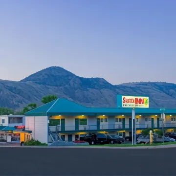 Scott's Inn & Suites