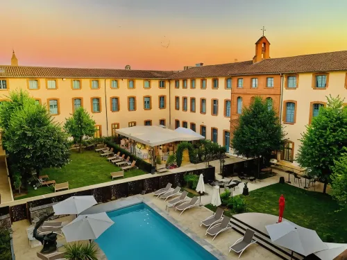 Abbaye des Capucins Spa & Resort - ที่มีที่จอดรถ