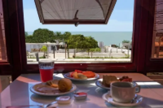 แฮปปี้ พอนตา เนกรา เอ็กซ์เพรส