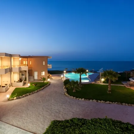 Phaedra Hotel
