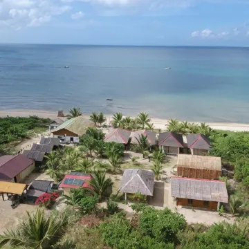 Footprints Beach Resort