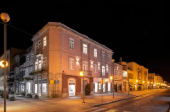 Avenida Viana Boutique Suites Hotel a 