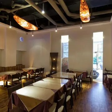 Golden Hot Spring Hotel Отели рядом с достопримечательностью «Бэйтоу»