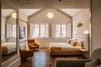Emaj Boutique Hotel Hotels near Igreja e Convento das Dominicas