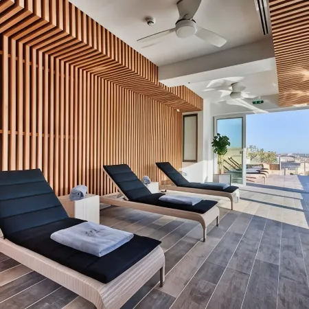 66 Saint Paul's & Spa