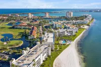 Expansive Balcony with Sought-after Views - Stunning Waterfront Retreat