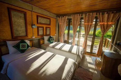 Herntai Resort فنادق في Mae La Noi