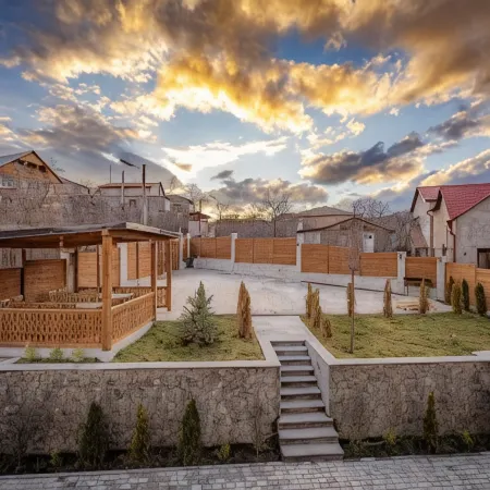 Taniqinn Dilijan Hotel
