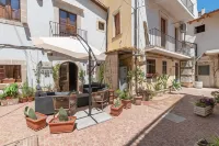 Elsa d'Ortigia - I Tre Archi Hotels in Island of Ortigia