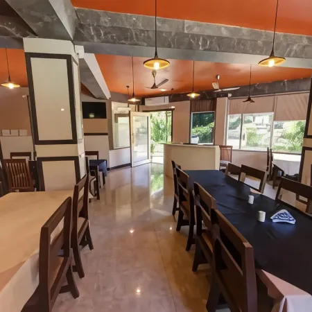 Golden Sands Resort, Morjim