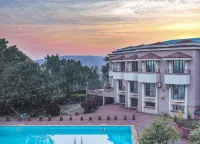 The Dhanhills - a Valley View Hotel in Panchgani - Mountain view