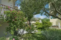 Apartments Bozana - Homestays