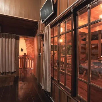 The History Cafe' & Guesthouse