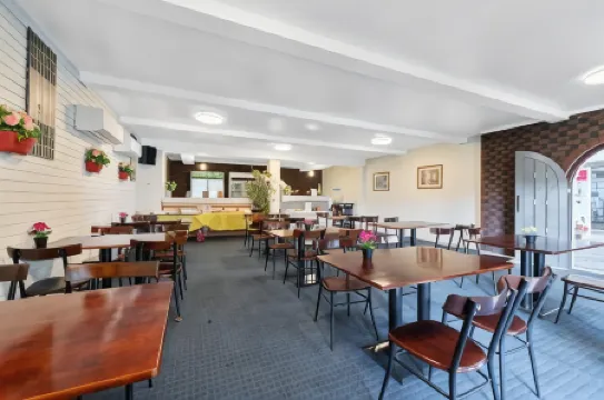 Econo Lodge Rivervale