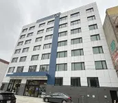 GLō Best Western Bronx NYC Các khách sạn ở New York