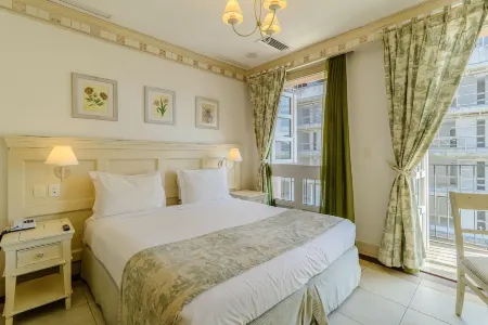 Charmosos Studios No IL Campanario Villaggio Resort Ilcjr II Отели в г. Quinta dos Ganchos