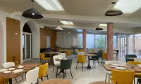 Best Western Plus Sanary 濱海薩納裡住宿飯店