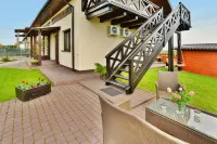 Apartment in Sianozety Near Sandy Beach