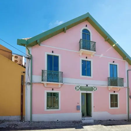 Sintra Green Chalet Bed & Breakfast