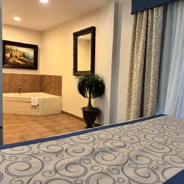 Baymont by Wyndham McComb