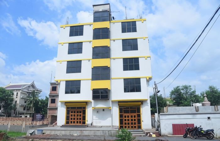 Hotel Gridhakuta International