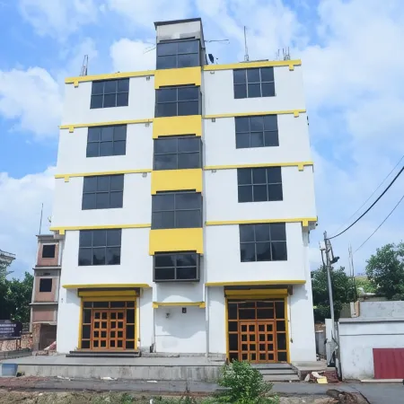 Hotel Gridhakuta International