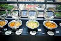Zip by Spree Hotels Mangala International - sarapan