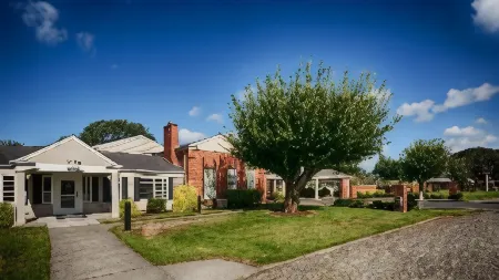 Best Western Lakewood Отели в г. Дюпон