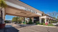 بيست ويسترن بلس بلاك أوك Hotels near Pioneer Museum