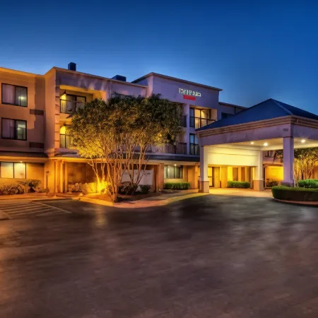 Courtyard Memphis Germantown Отели в г. Джермантаун