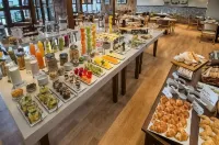 NH Bariloche Edelweiss - breakfast