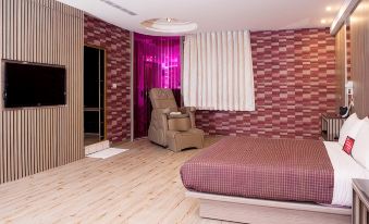 Midi Motel Pingtung Branch