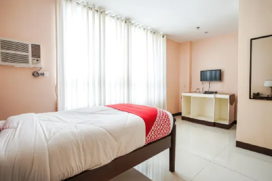 OYO 236 Hotel Edmundo