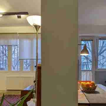 Cozy 1-bedroom apartment with AC, WiFi in amazing Tbilisi Others