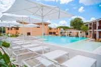 Felix Hotels - Residence Hotel Costa Serena - Pool