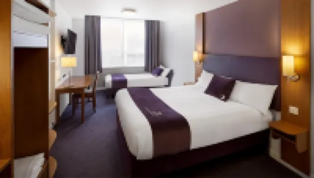 Premier Inn Canterbury City Centre - Bintang 3