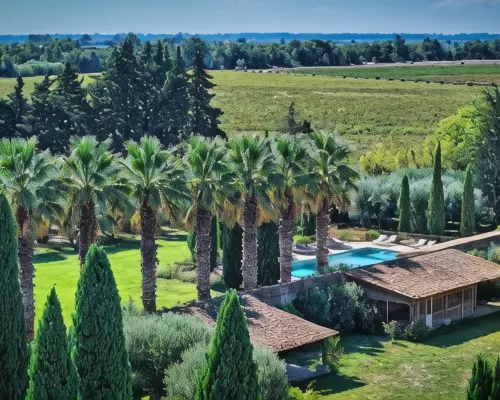 Hotel et Appartements Domaine des Clos - Teritoria Hotels in Beaucaire